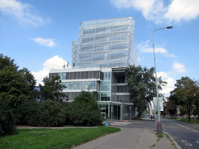 VIC - Výpočetní a informační centrum ČVUT - budova CIIRC